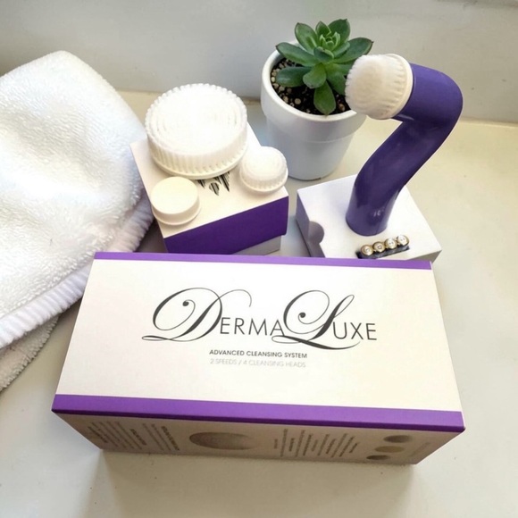 Dermaluxe Other - Dermaluxe Advanced Cleansing System